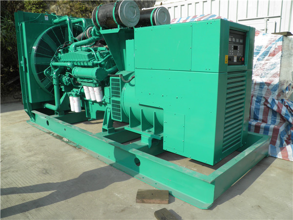 屯留发电车出租-柴油发电机组在使用的过程中应该做好哪些防护工作
