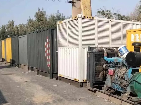 屯留200KW柴油发电机机组每小时油耗是多少？
